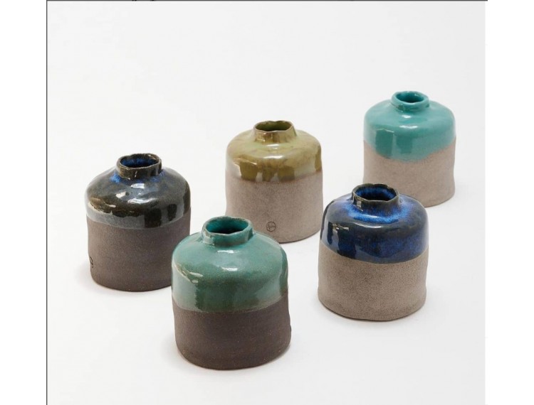 Handmade ceramic jar at 5 colors